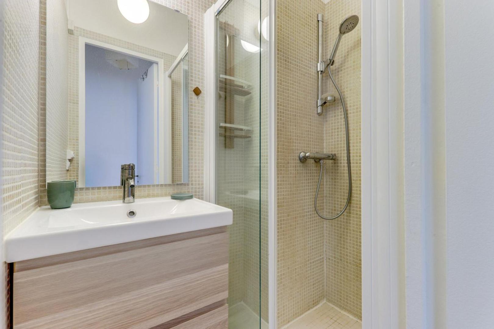 Le Mercury - Confortable Et Lumineux - Nation Appartement Parijs